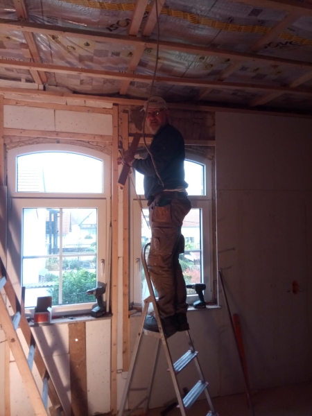 20251108005 20251108005