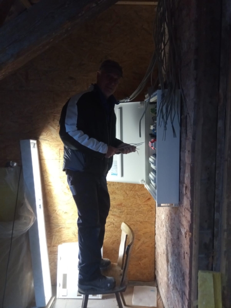 20251108006 20251108006